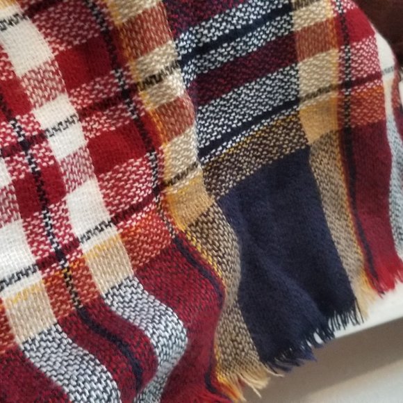 Scarf bundle - Picture 7 of 15